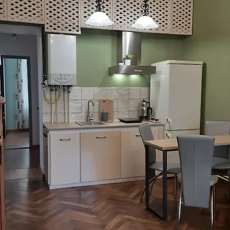 On Yevreis'ka Street Apartment