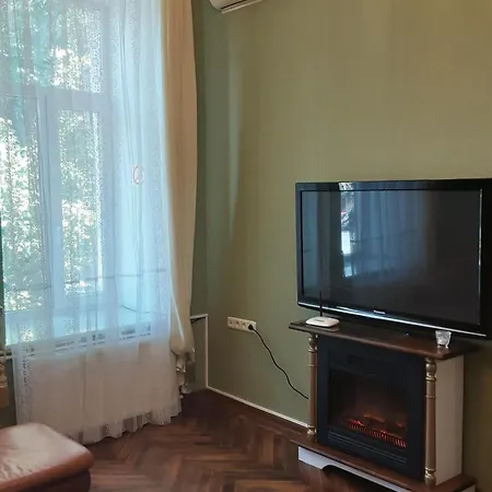 On Yevreis'ka Street Apartment Odesa